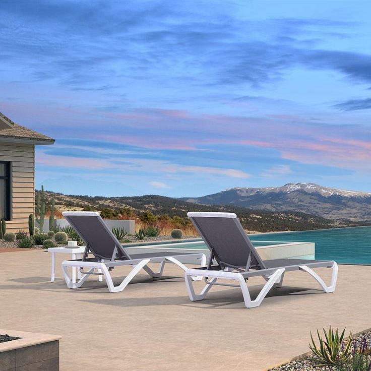 Plastic Sun Lounger for Beach